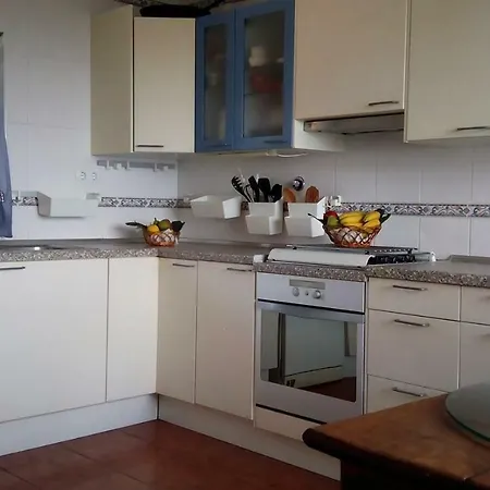 Semesterbostad Logra-sol